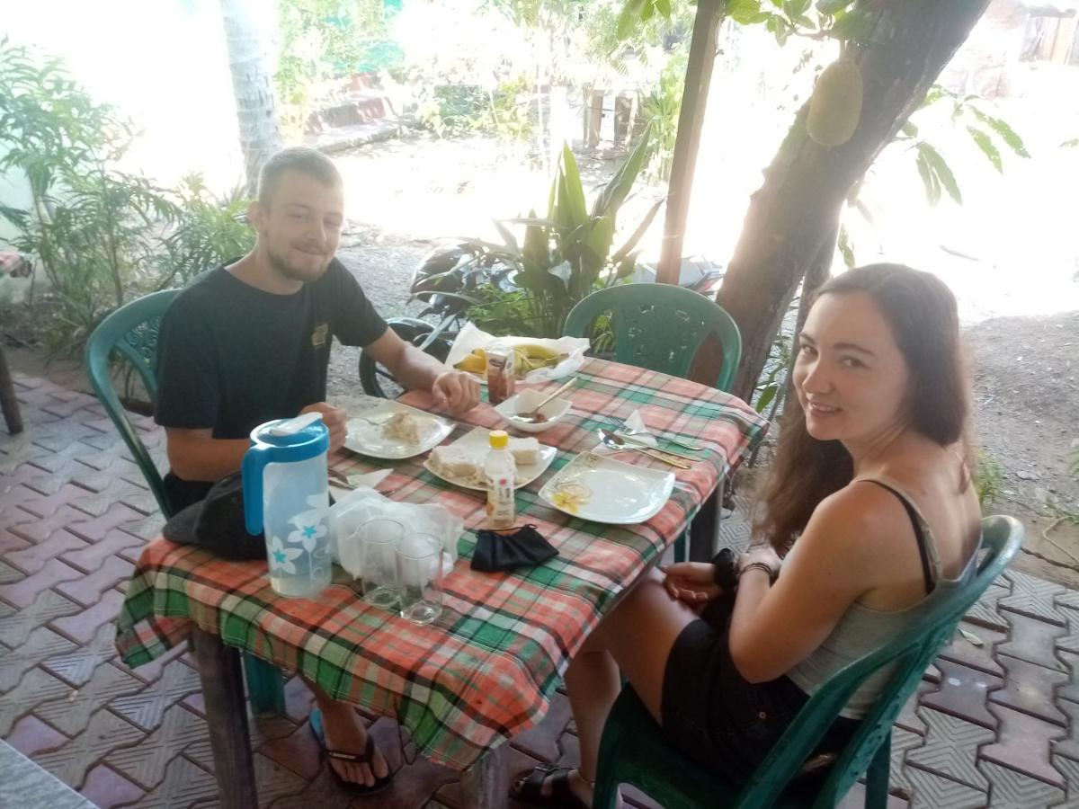 Dinimuthu Rest Inn 웰라와야 외부 사진
