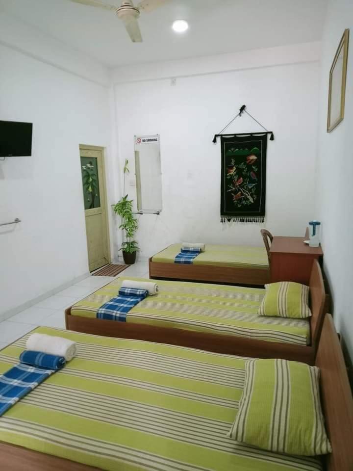 Dinimuthu Rest Inn 웰라와야 외부 사진